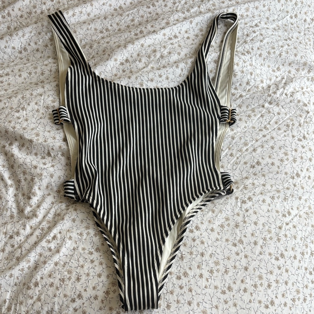 l*space Black & White Vertical Stripe Cutout One-Piece Swimsuit